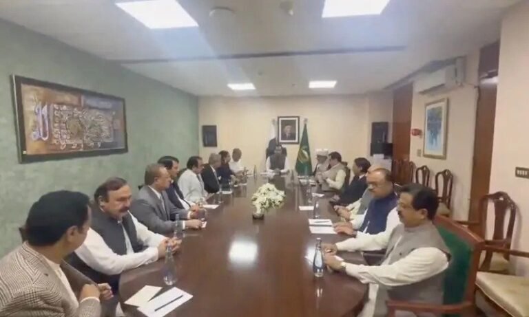 حکومت اپوزیشن مذاکرات کا پہلا دور ختم، دوسرا کل ہوگا حکومت اپوزیشن مذاکرات